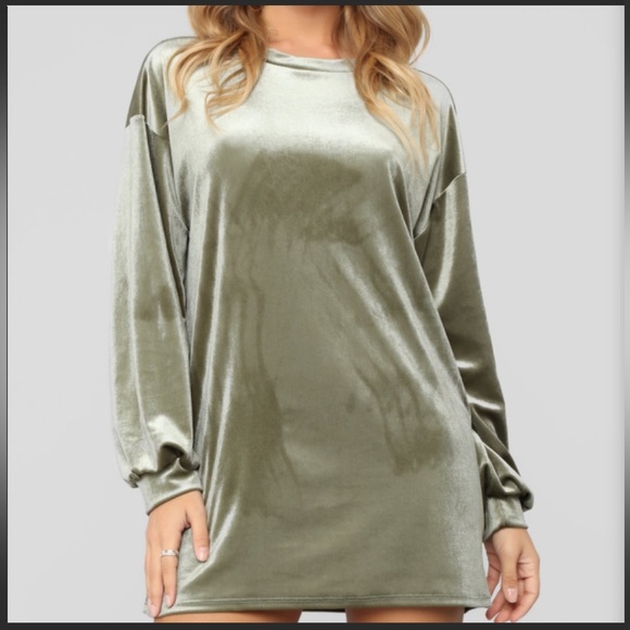 BOGO🥳 Serena green velvet tunic top/mini dress - Picture 4 of 6